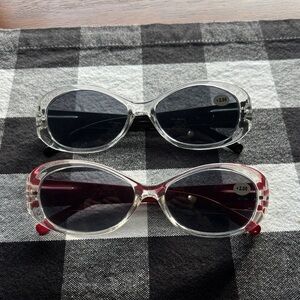 Sunglasses with +2.00 readers inlay Set of two Clear black Red new